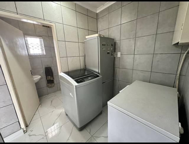 3 BEDROOM HOUSE FOR SALE IN SOUTH HILLS